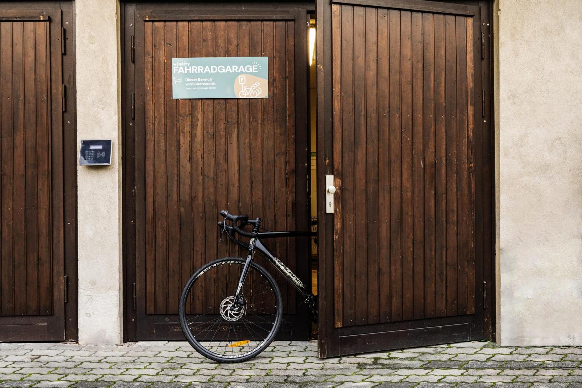 Wandery Hostel Dessau Dessau-Rosslau Exterior foto